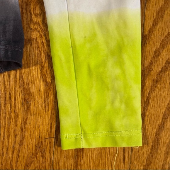 Next by Athena Black and Yellow Long Sleeve Workout Shirt Size S - Picture 4 of 5